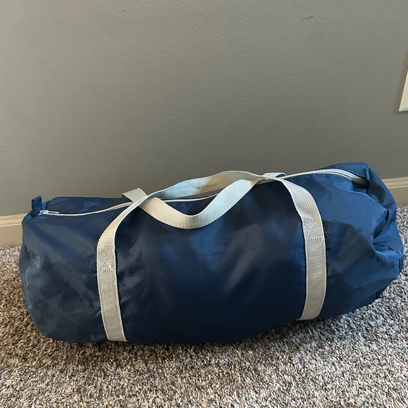 American Eagle duffle - Picture 2 of 5